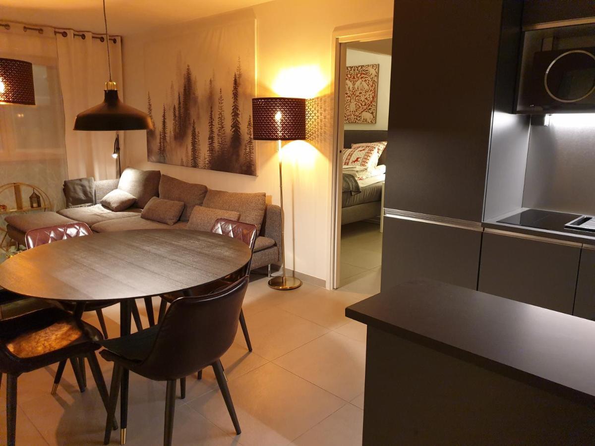 Les Campanules Apartment บูร์-แซ็งต์-โมริซ ภายนอก รูปภาพ